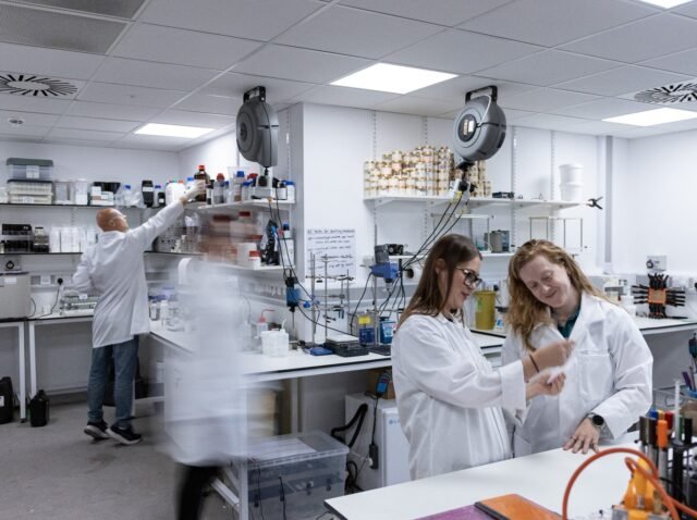 Albotherm — lab (case study hero)